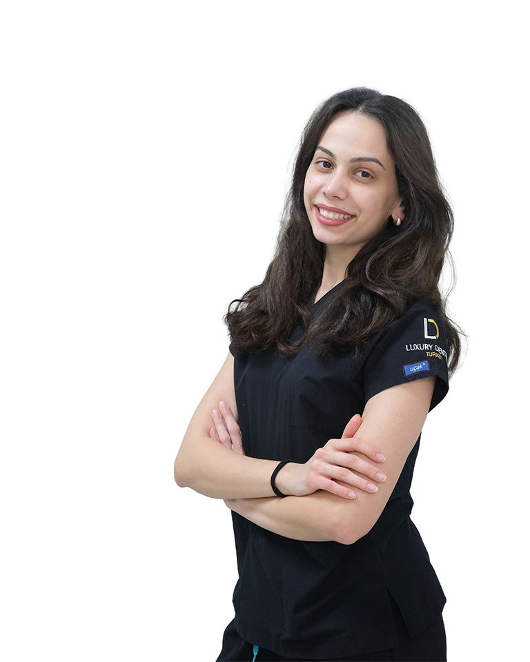 Dt. Zeynep Derya Kaya, cosmetic dentist specialising in digital dentistry at Luxury Dental